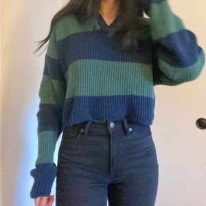 Hollister Cropped Striped Navy and Green Collar Sweater